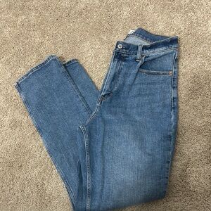 Abercrombie Curve Love Slim Straight Ultra High Rise size 8